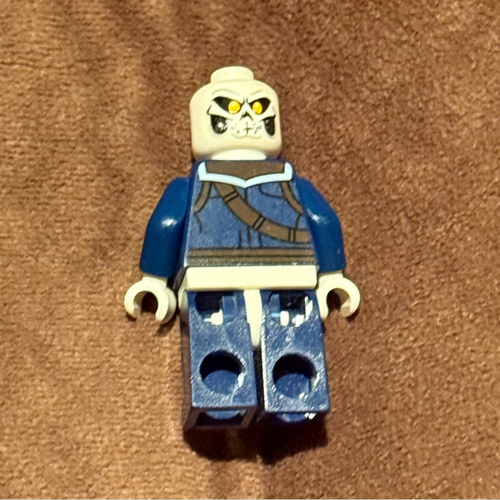 Lego Avengers Superhero Taskmaster Minifigure - Picture 2 of 2